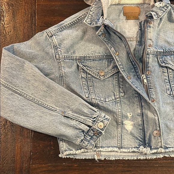 American Eagle Outfitters Jackets & Blazers - American Eagle Outfitters Cropped Light Blue Denim Jean Jacket with Gray Hood